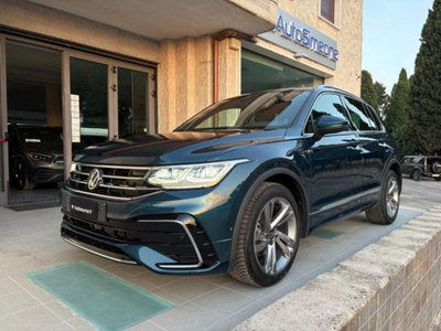Volkswagen Tiguan 2.0 TDI 150 CV SCR DSG 4MOTION R-Line usata