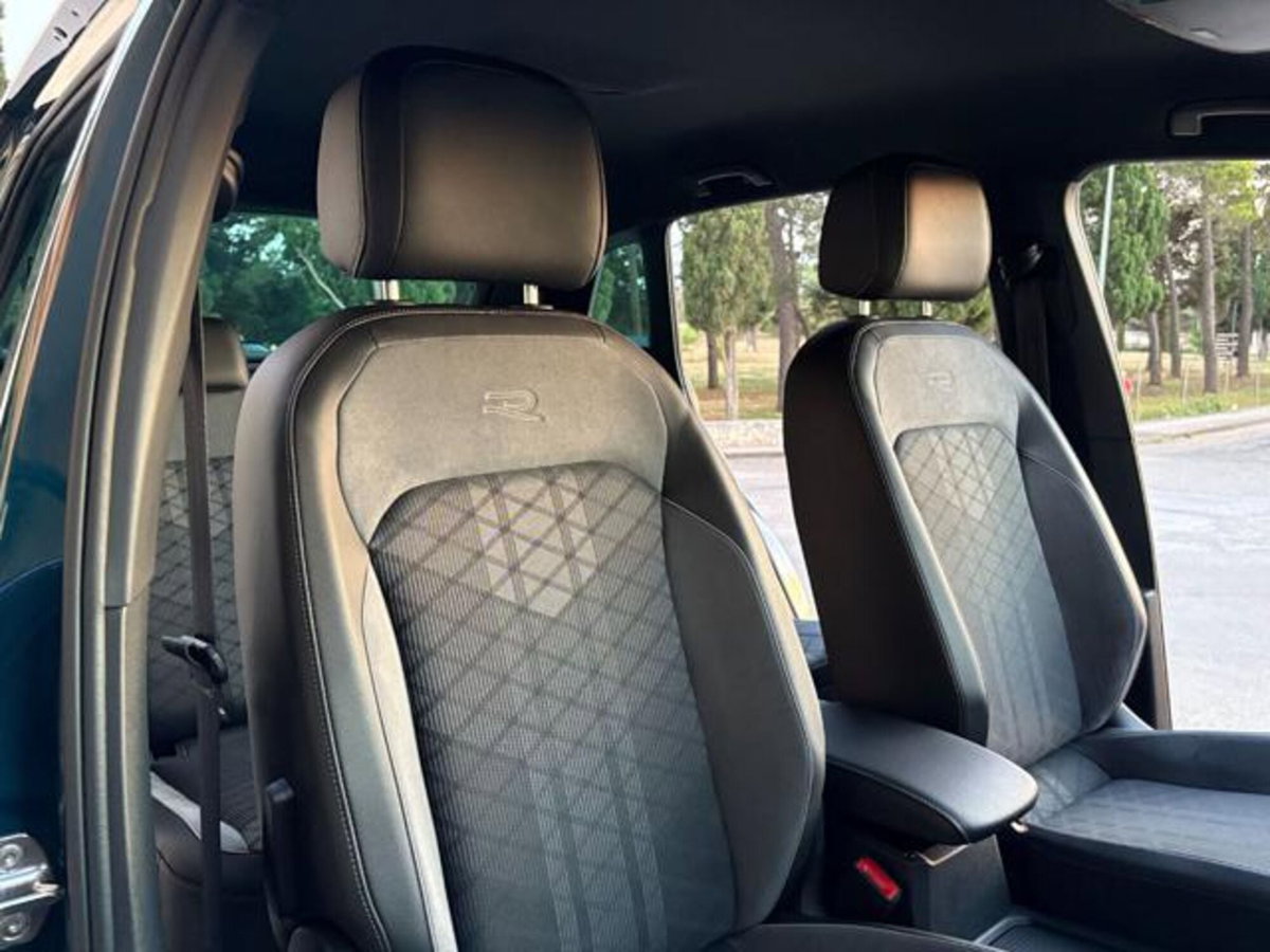 Volkswagen Tiguan 2.0 TDI 150 CV SCR DSG 4MOTION R-Line (10)