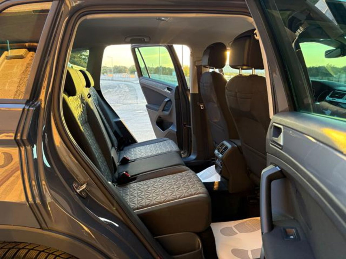 Volkswagen Tiguan 2.0 TDI 150 CV SCR DSG 4MOTION Life (10)