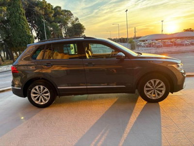 Volkswagen Tiguan 2.0 TDI 150 CV SCR DSG 4MOTION Life (4)