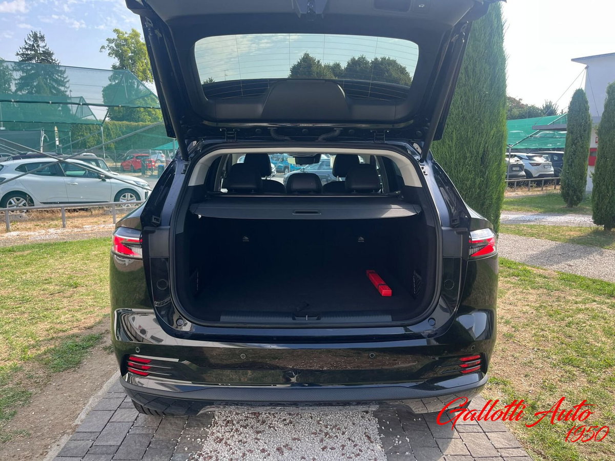 Mg HS 1.5 hybrid+ Luxury auto (15)