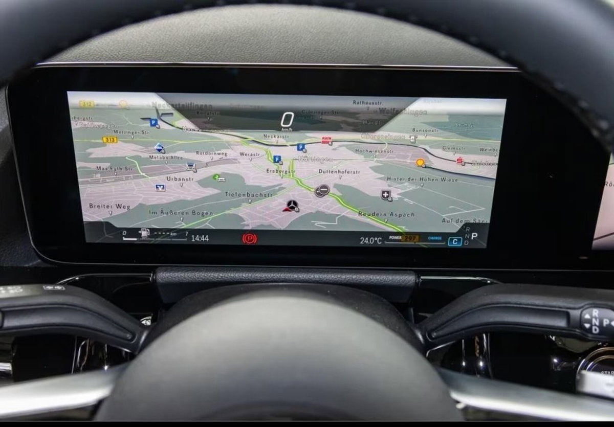 Mercedes-Benz GLA SUV Elettrica 200 AMG Line Advanced Plus (15)