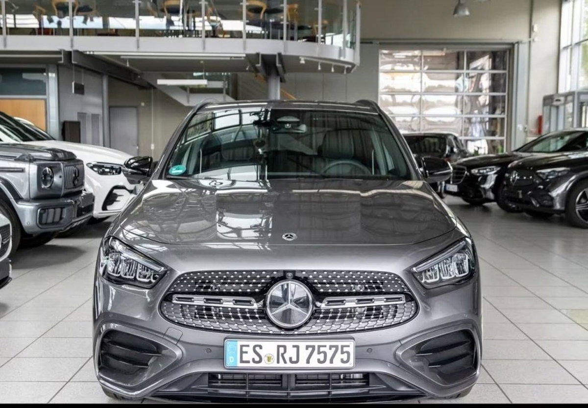 Mercedes-Benz GLA SUV Elettrica 200 AMG Line Advanced Plus (4)