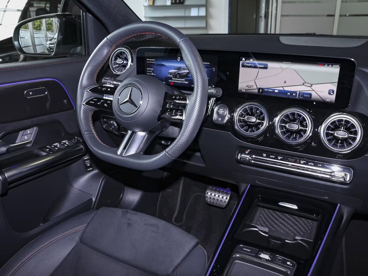 Mercedes-Benz GLA SUV Elettrica 200 AMG Line Advanced Plus (6)