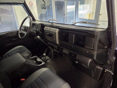 Land Rover Defender 110 2.5 Td5 cat Station Wagon SE (10)