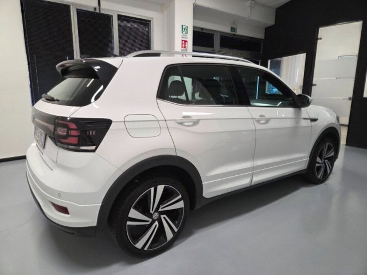 Volkswagen T-Cross 1.5 TSI DSG Sport (4)