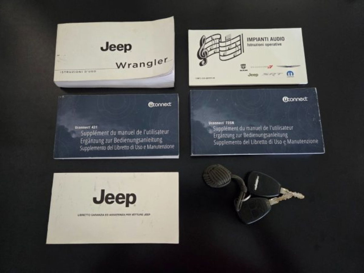 Jeep Wrangler Unlimited 2.8 CRD DPF Rubicon Auto (13)
