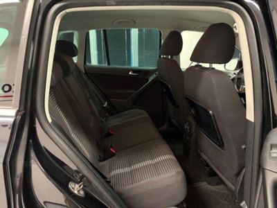 Volkswagen Tiguan 2.0 TDI DPF 4MOTION DSG Sport & Style (10)