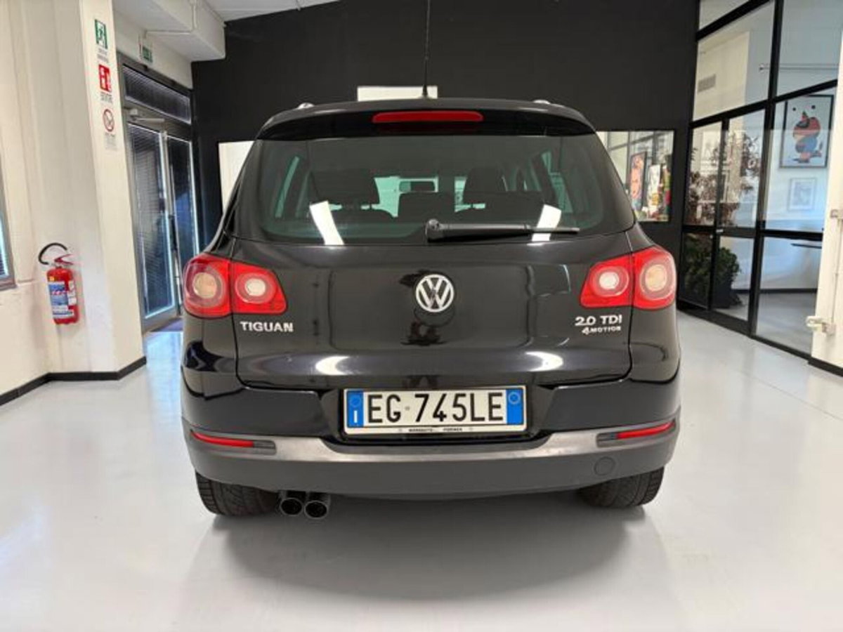 Volkswagen Tiguan 2.0 TDI DPF 4MOTION DSG Sport & Style (5)
