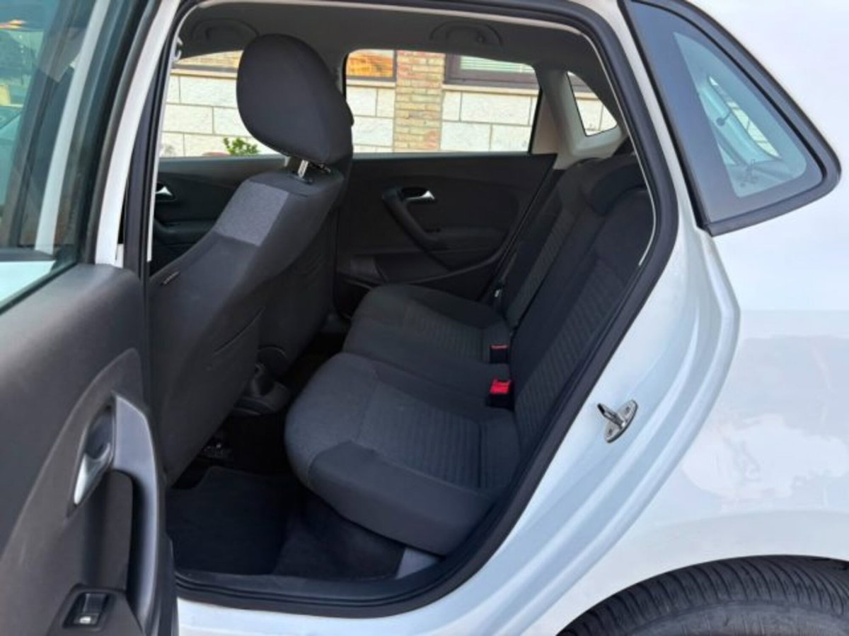 Volkswagen Polo 1.2 TDI DPF 5 p. Comfortline (8)