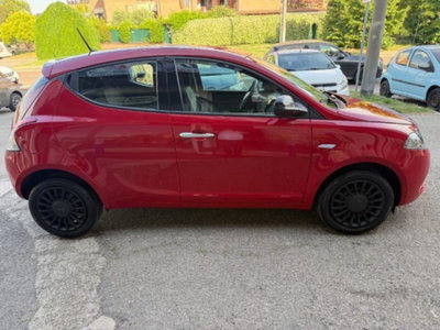Lancia Ypsilon 1.0 FireFly 5 porte S&S Hybrid Ecochic Silver (7)