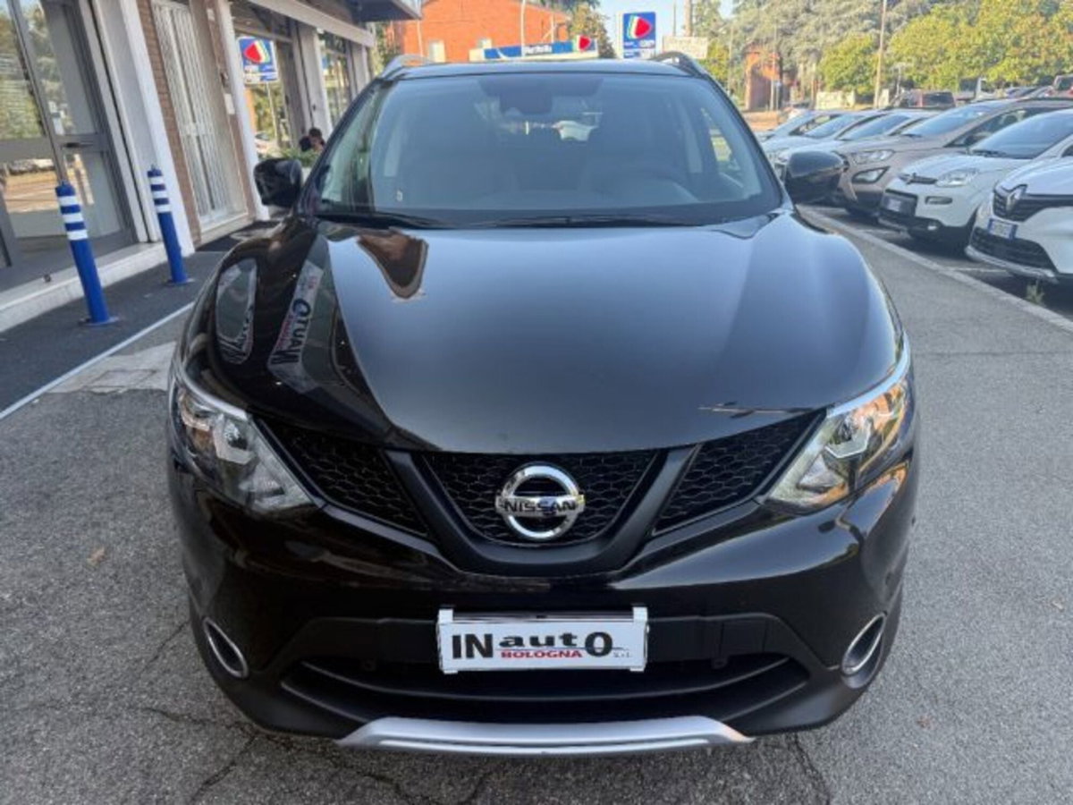 Nissan Qashqai 1.6 dCi 4WD Tekna (3)