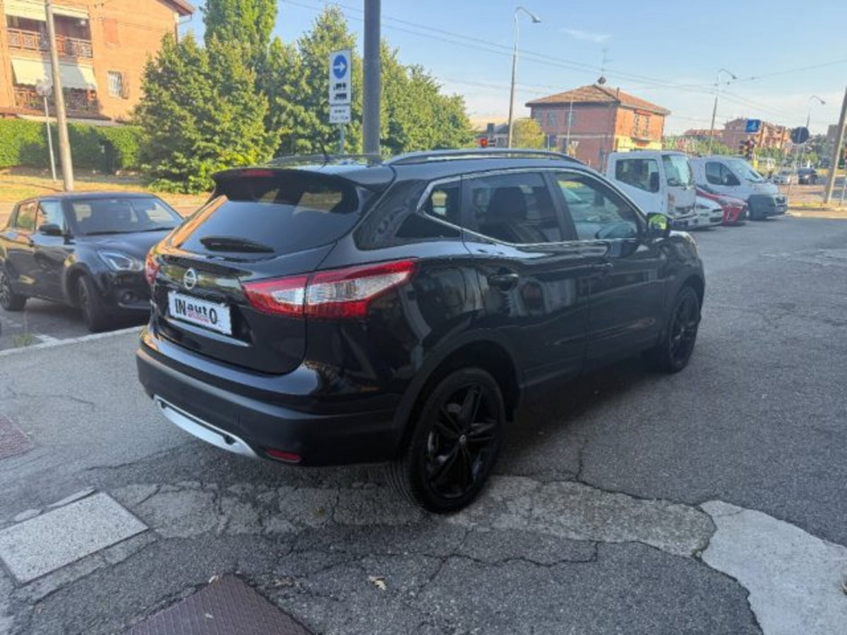 Nissan Qashqai 1.6 dCi 4WD Tekna (8)