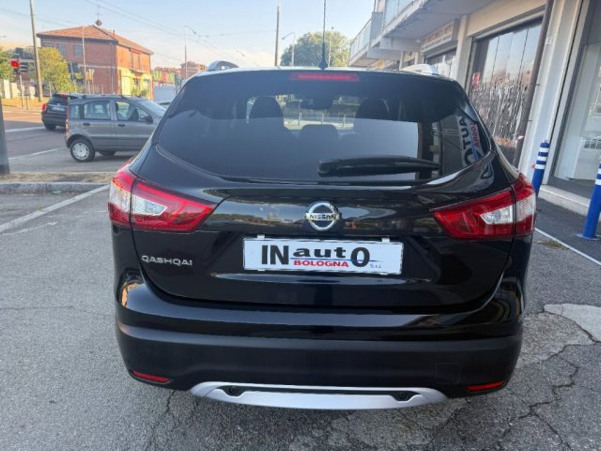 Nissan Qashqai 1.6 dCi 4WD Tekna (9)