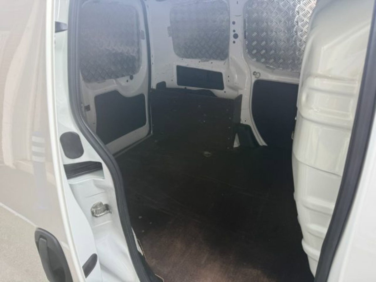 Fiat Fiorino combi N1 1.3 mjt 95cv Adventure (14)