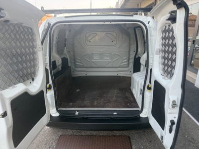 Fiat Fiorino combi N1 1.3 mjt 95cv Adventure (17)