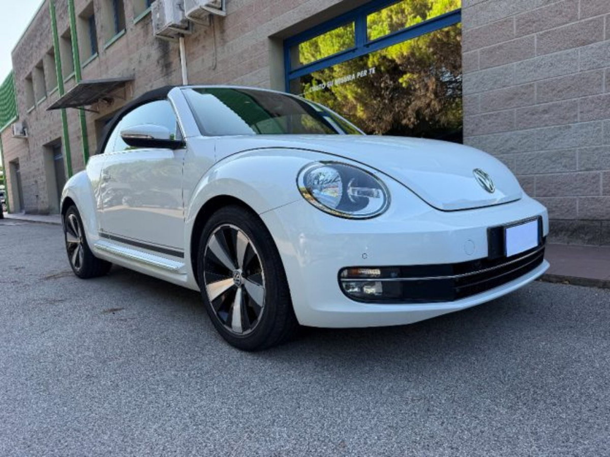 Volkswagen Maggiolino Cabrio 2.0 TDI Design BlueMotion Technology