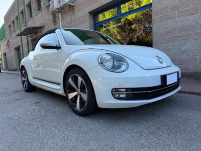 Volkswagen Maggiolino Cabrio 2.0 TDI Design BlueMotion Technology usata