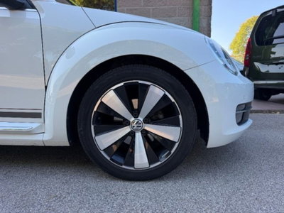 Volkswagen Maggiolino Cabrio 2.0 TDI Design BlueMotion Technology (5)