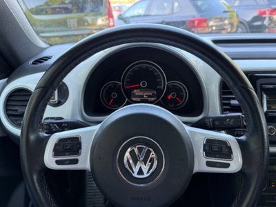 Volkswagen Maggiolino Cabrio 2.0 TDI Design BlueMotion Technology (9)