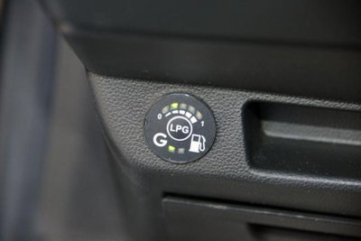Renault Clio TCe 100 CV GPL 5 porte Zen (12)