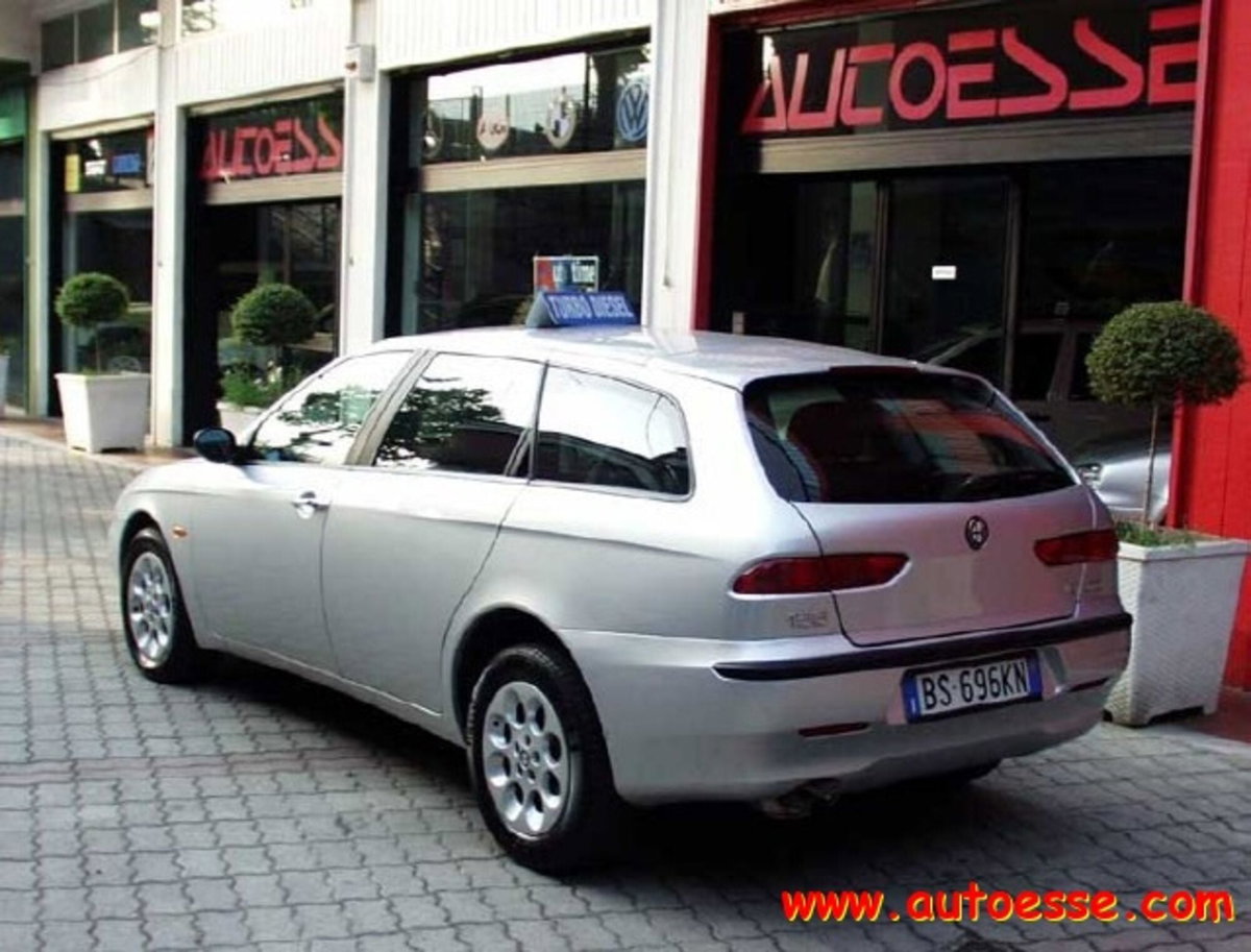 Alfa Romeo 156 SportWagon 1.9 JTD cat Sportwagon Progression (2)