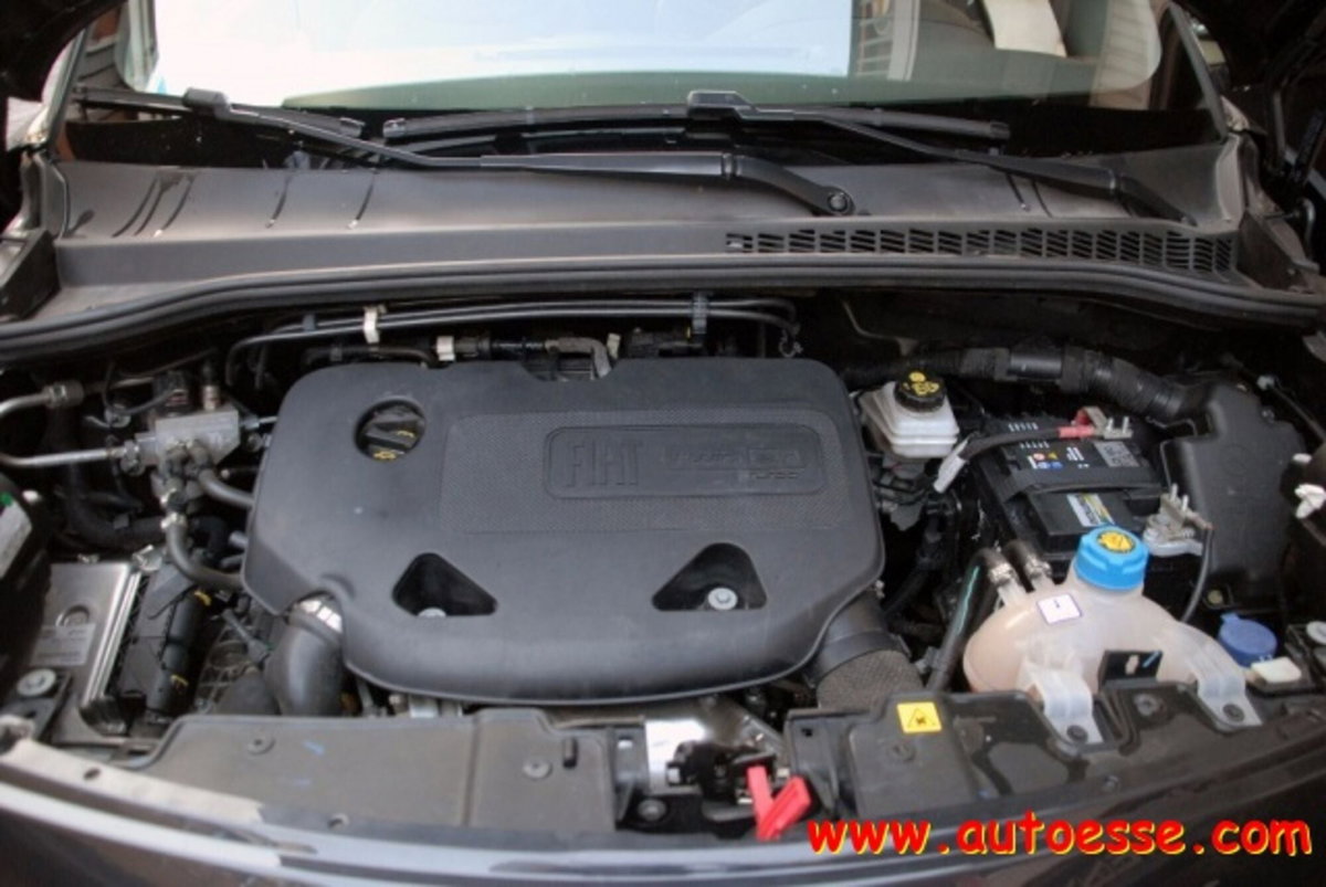 Fiat 500L 0.9 TwinAir Turbo Natural Power Lounge (15)