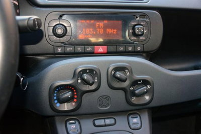 Fiat Panda 1.0 firefly hybrid s&s 70cv (14)