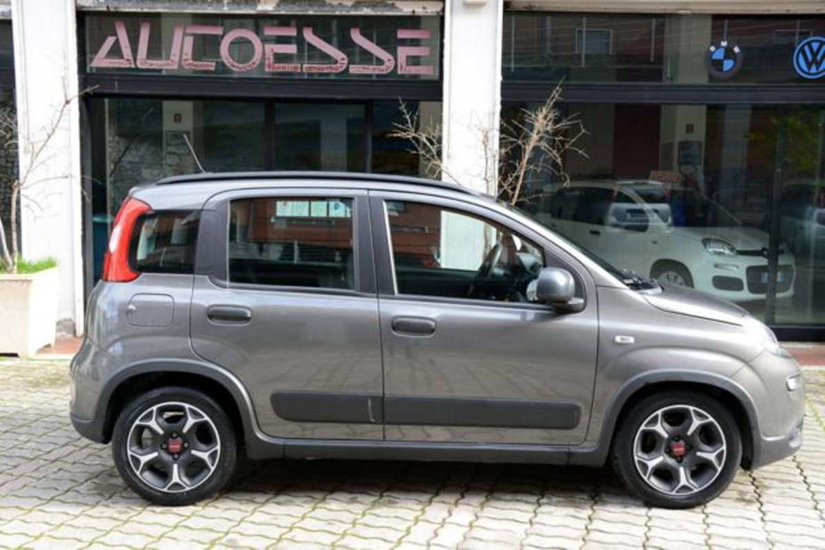 Fiat Panda 1.0 firefly hybrid s&s 70cv 5p.ti (2)
