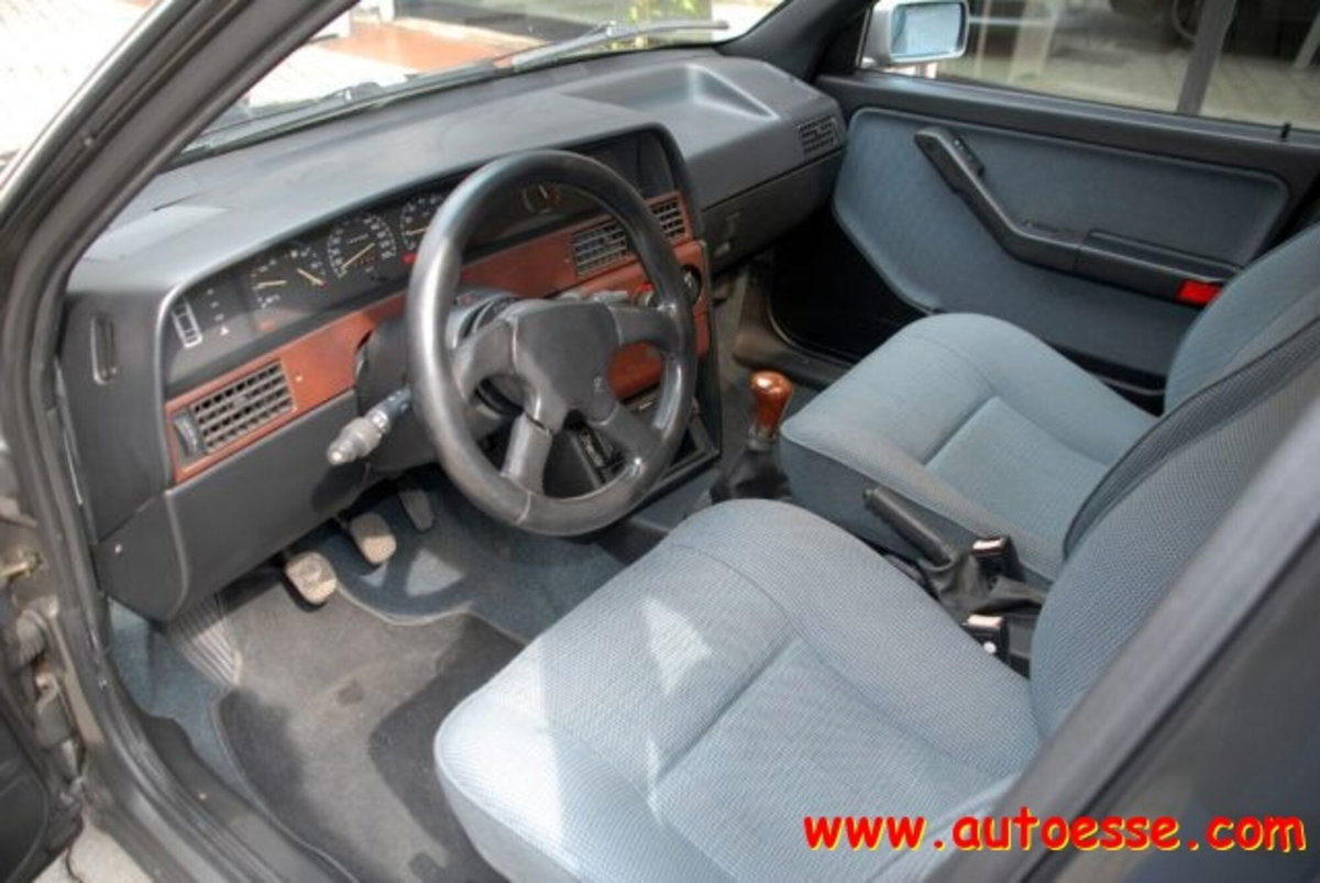Lancia Dedra i.e. cat (10)