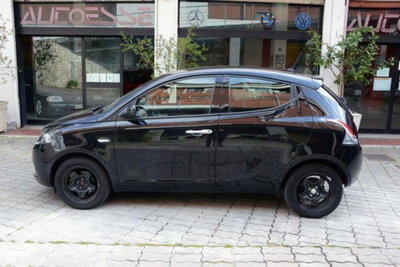 Lancia Ypsilon 1.0 FireFly 5 porte S&S Hybrid Ecochic Gold (2)