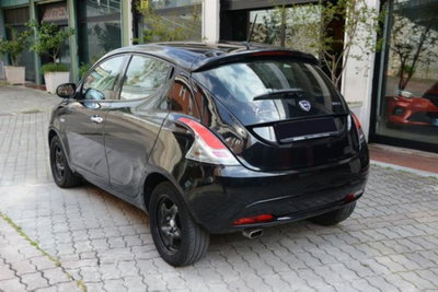 Lancia Ypsilon 1.0 FireFly 5 porte S&S Hybrid Ecochic Gold (3)