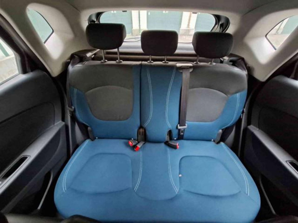Renault Captur 1.5 dCi 8V 90 CV Start&Stop Wave (12)