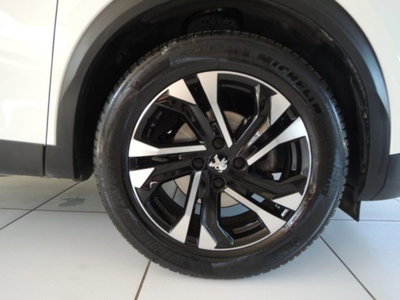 Peugeot 2008 PureTech 130 S&S Allure Pack (3)