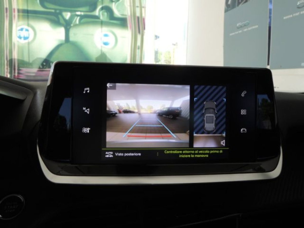 Peugeot 2008 PureTech 130 S&S Allure Pack (6)