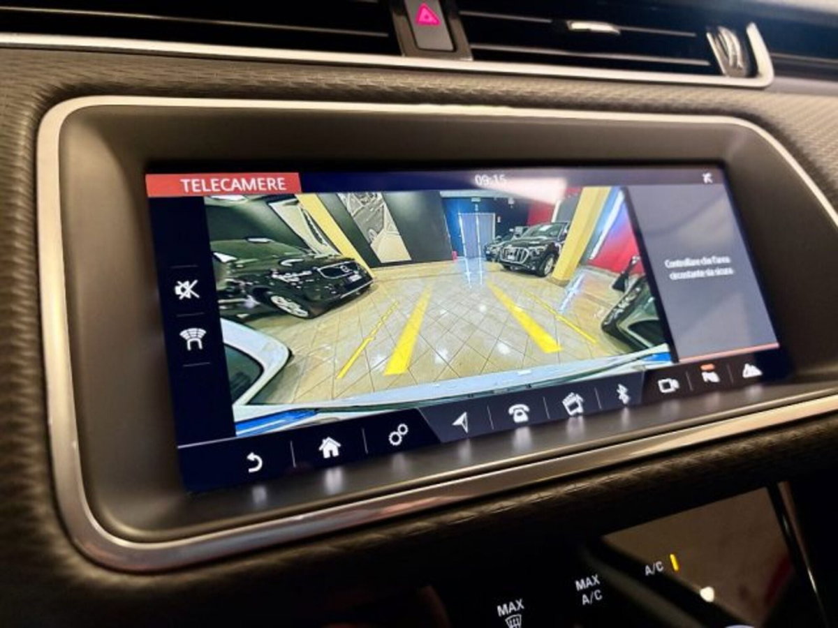 Land Rover Range Rover Evoque 2.0D I4-L.Flw 150 CV (14)
