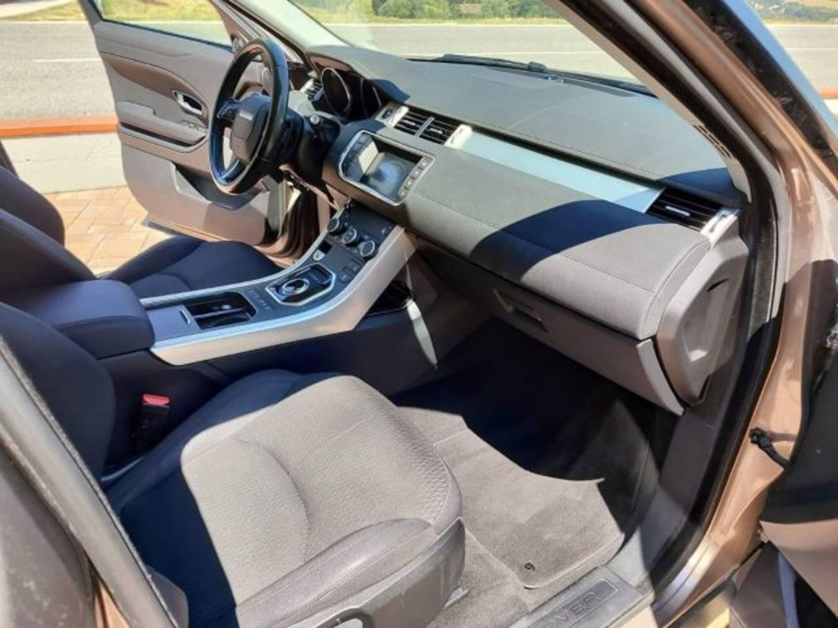 Land Rover Range Rover Evoque 2.0 TD4 150 CV 5p. SE Dynamic (17)