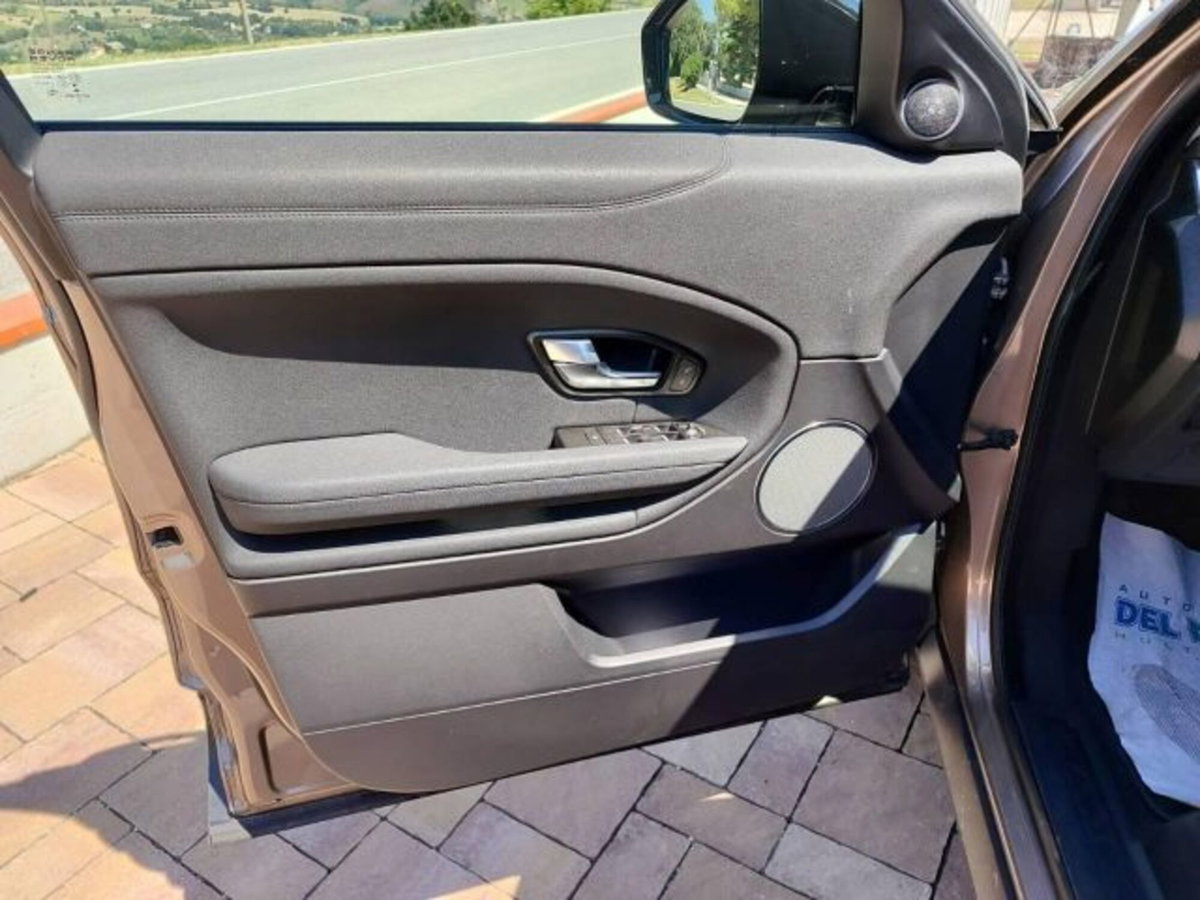 Land Rover Range Rover Evoque 2.0 TD4 150 CV 5p. SE Dynamic (20)