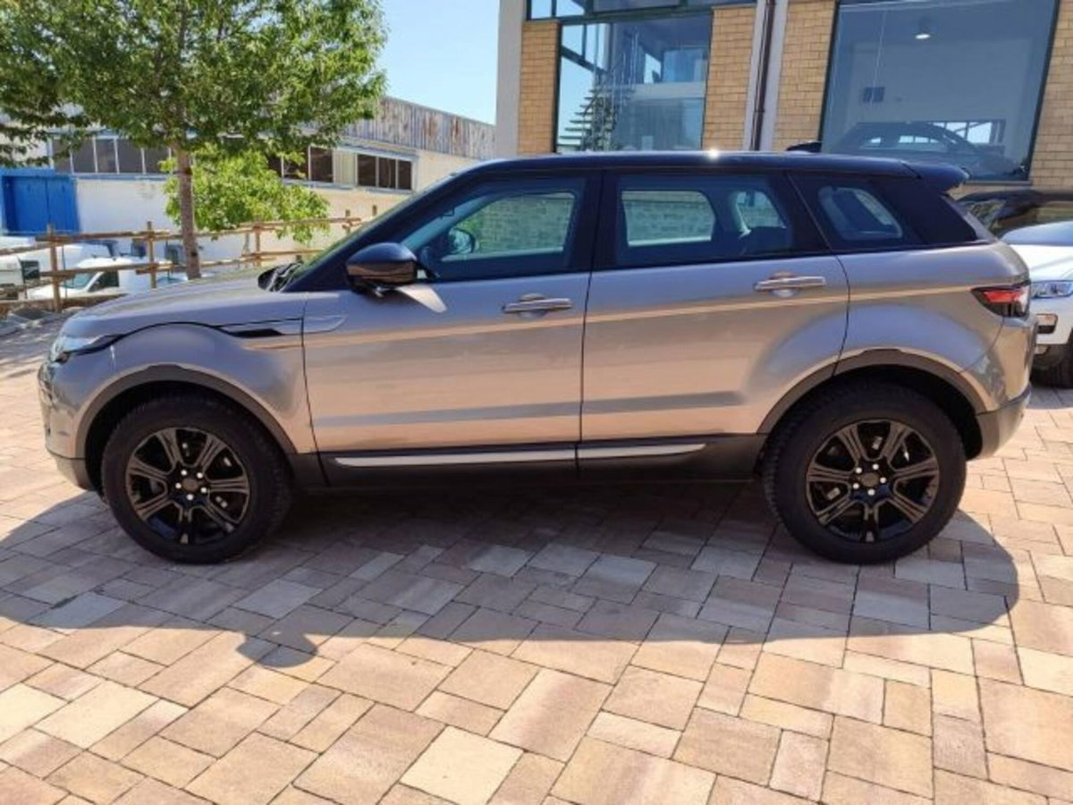 Land Rover Range Rover Evoque 2.0 TD4 150 CV 5p. SE Dynamic (3)