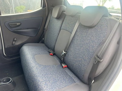 Lancia Ypsilon 1.0 FireFly 5 porte S&S Hybrid Ecochic Gold (9)