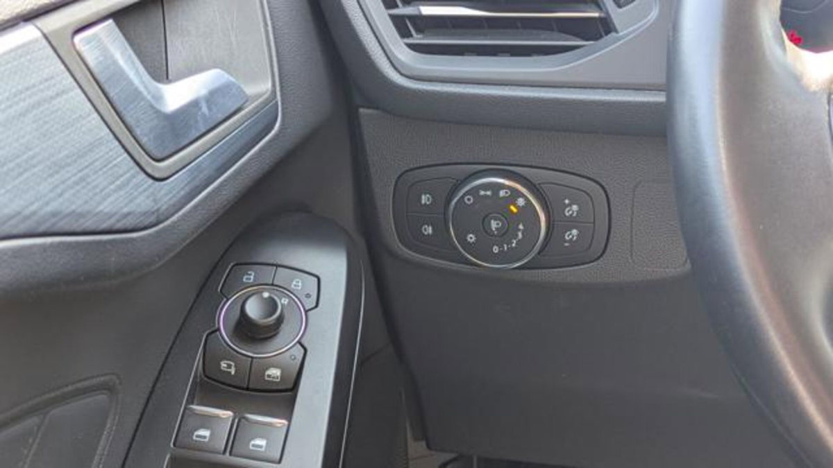 Ford Focus 1.0 EcoBoost Hybrid 125 CV Powershift 5p. Active Style (12)