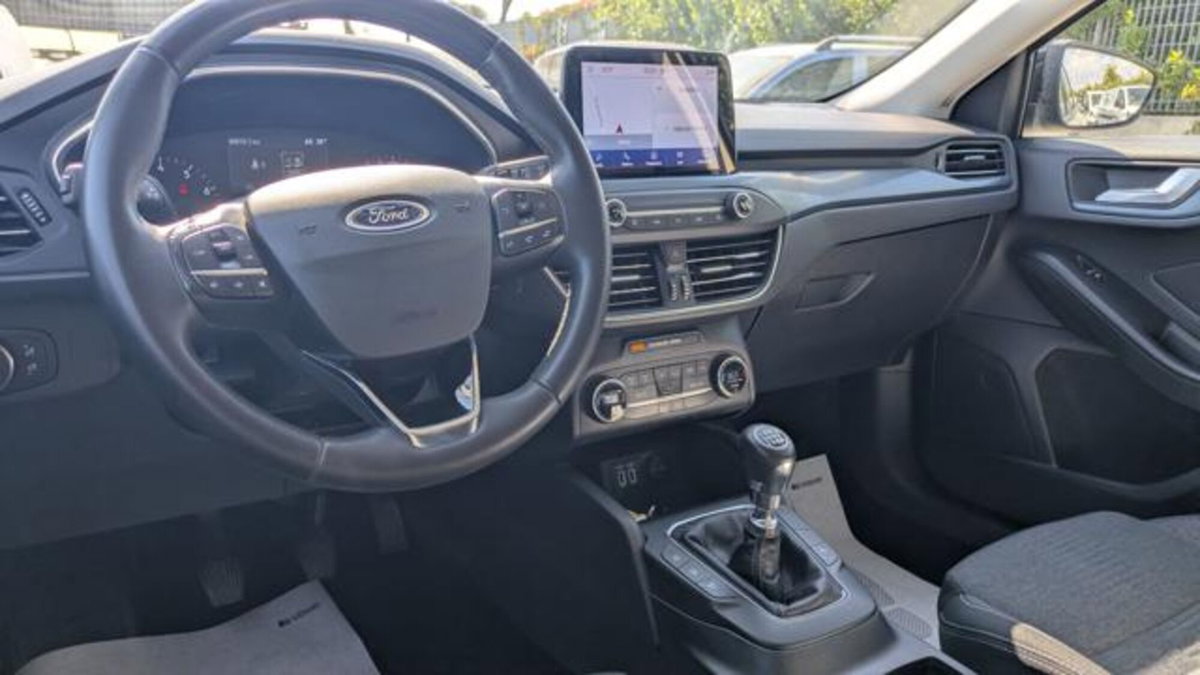 Ford Focus 1.0 EcoBoost Hybrid 125 CV Powershift 5p. Active Style (7)