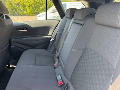 Toyota Corolla Touring Sports 1.8 Hybrid Business (12)