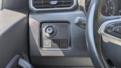 Dacia Duster 1.6 110CV 4x2 GPL Lauréate (8)