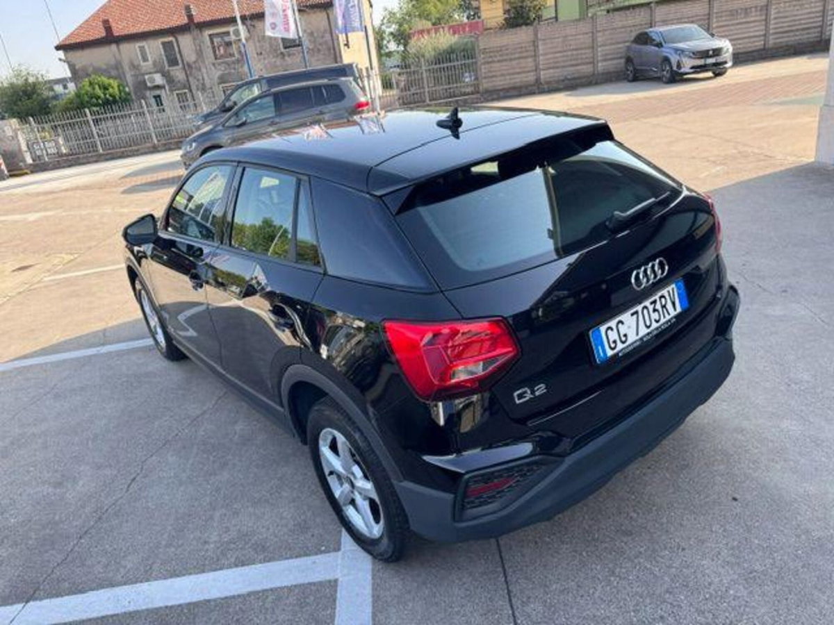 Audi Q2 Q2 35 TFSI Business (5)