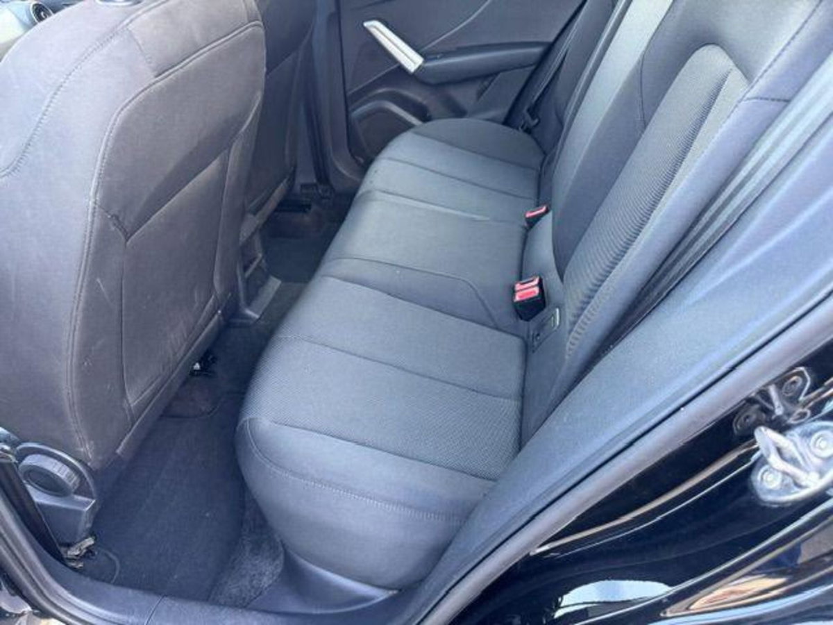 Audi Q2 Q2 35 TFSI Business (7)