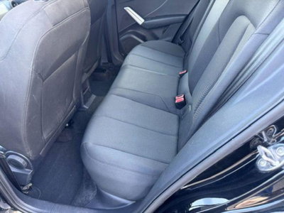 Audi Q2 Q2 35 TFSI Business (7)