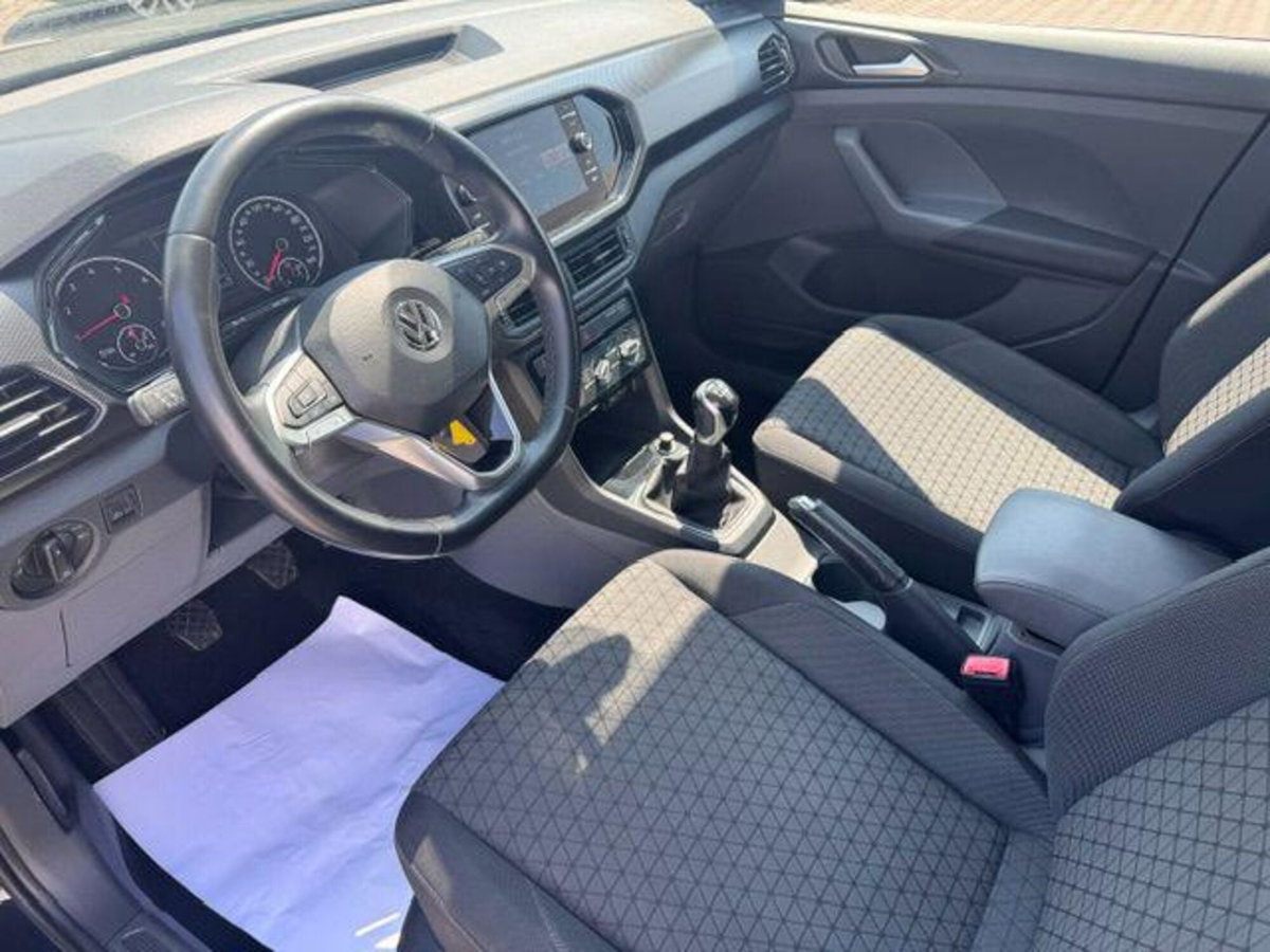 Volkswagen T-Cross 1.0 TSI Style BMT (7)