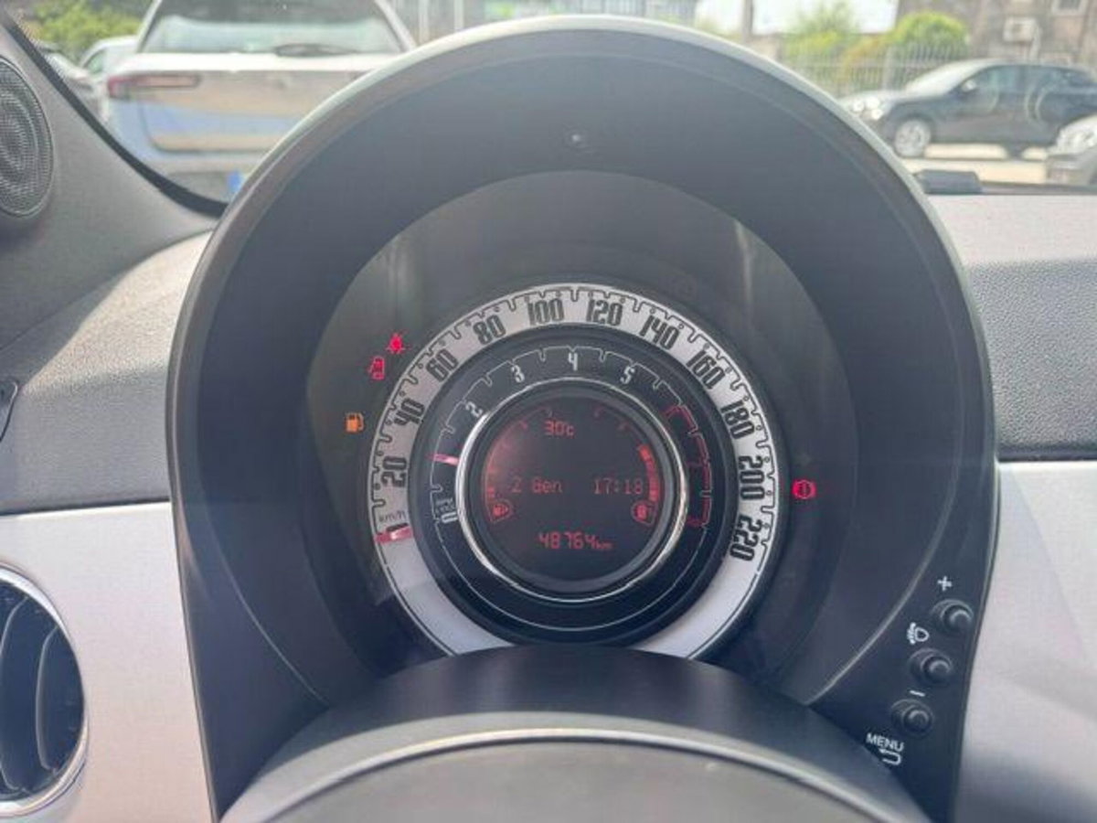 Fiat 500 1.0 Hybrid Connect (8)