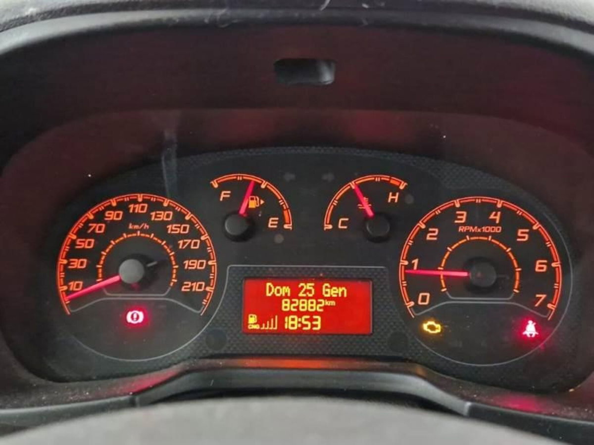 Fiat Qubo 1.4 8V 77 CV Easy Natural Power (8)